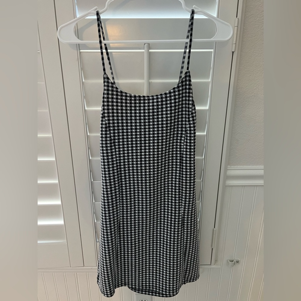 Black/White Dress